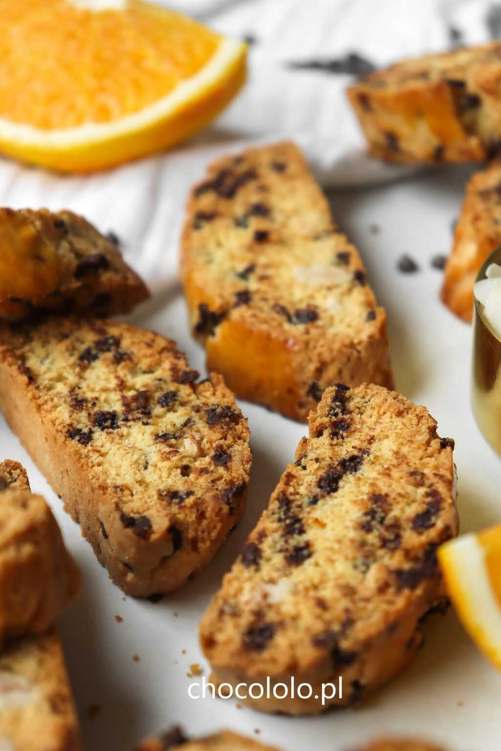 Pomarańczowe ciasteczka Cantucci z czekoladą Chocololo pl