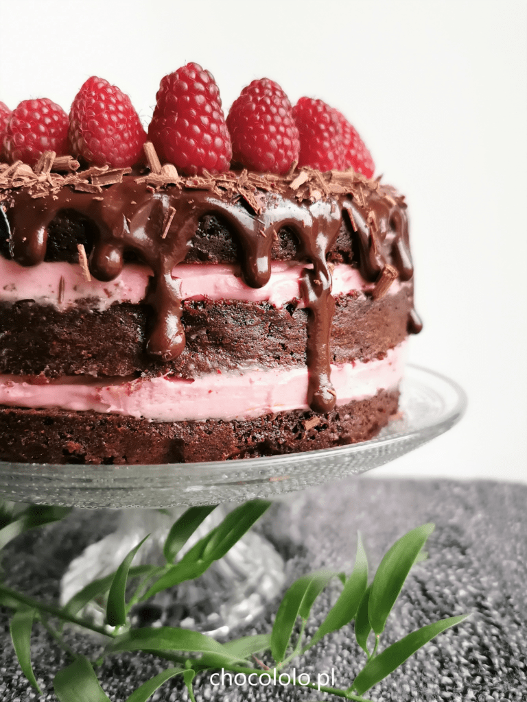 tort czekoladowo-malinowy