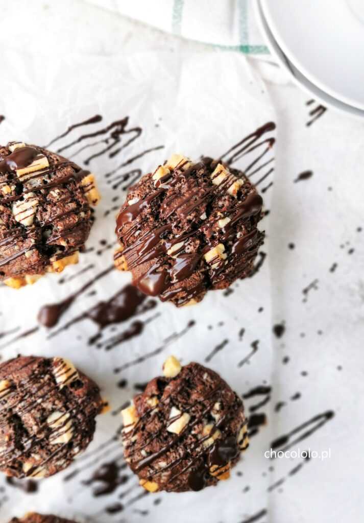 czekoladowe muffinki z białą czekoladą 1