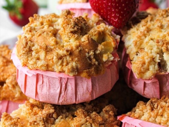 muffinki z truskawkami i białą czekoladą