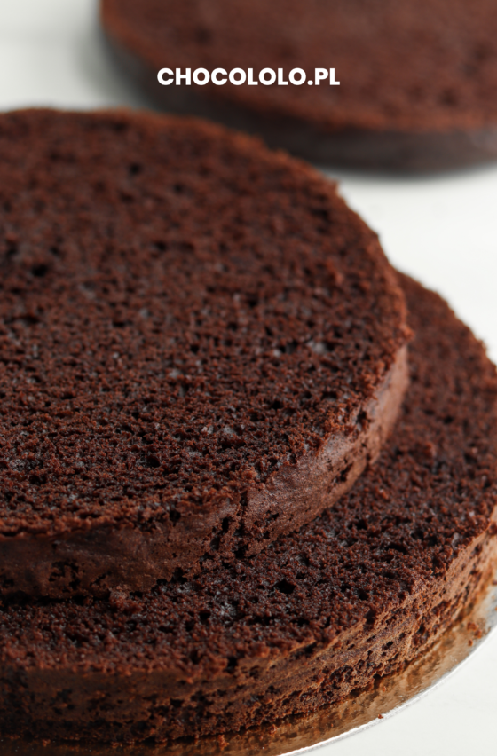 mocno czekoladowe ciasto do tortu