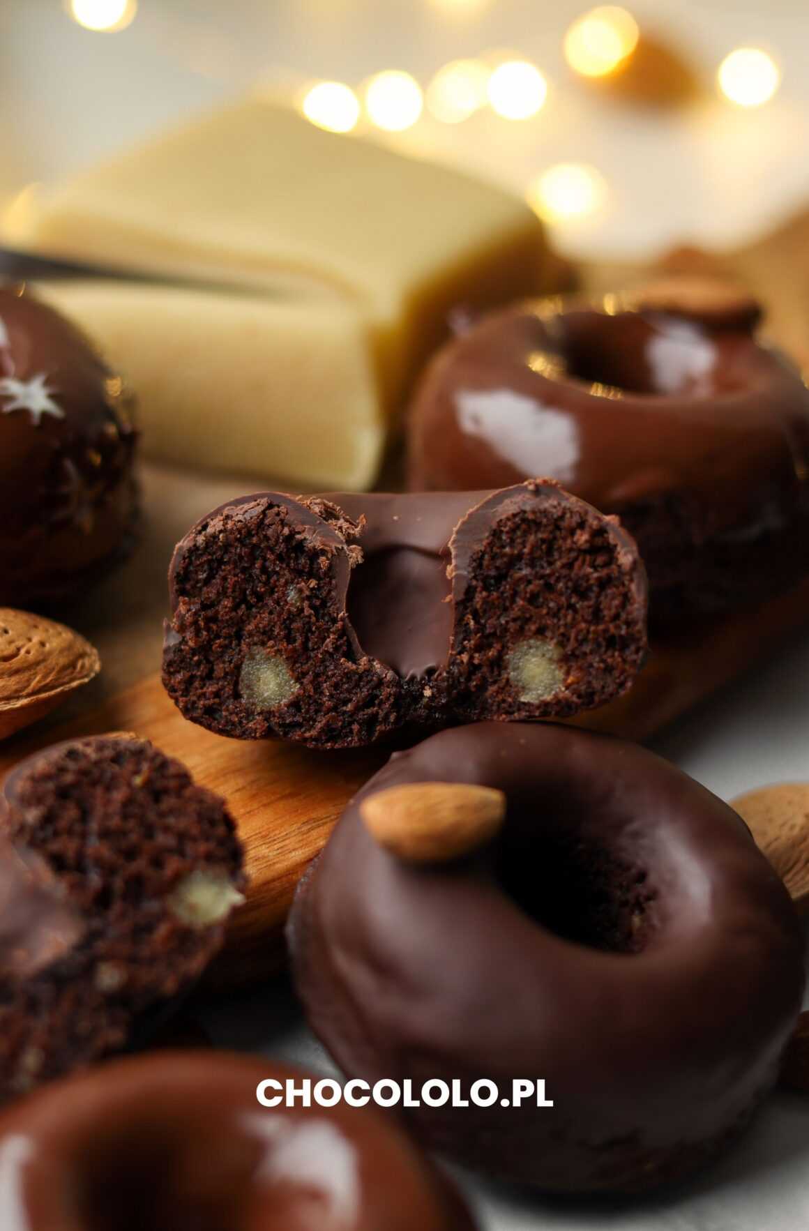 oponki czekoladowo-piernikowe z marcepanem