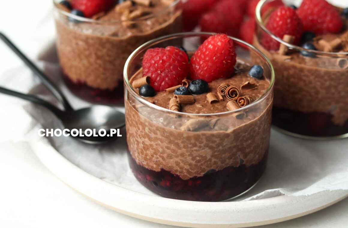 Przepis na czekoladowy pudding chia z 4 składników.
