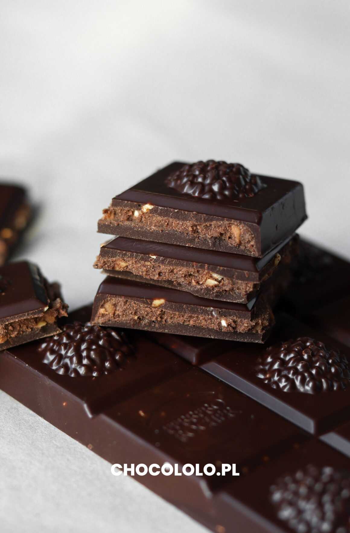 kostki czekolady Ferrero Rocher 70%