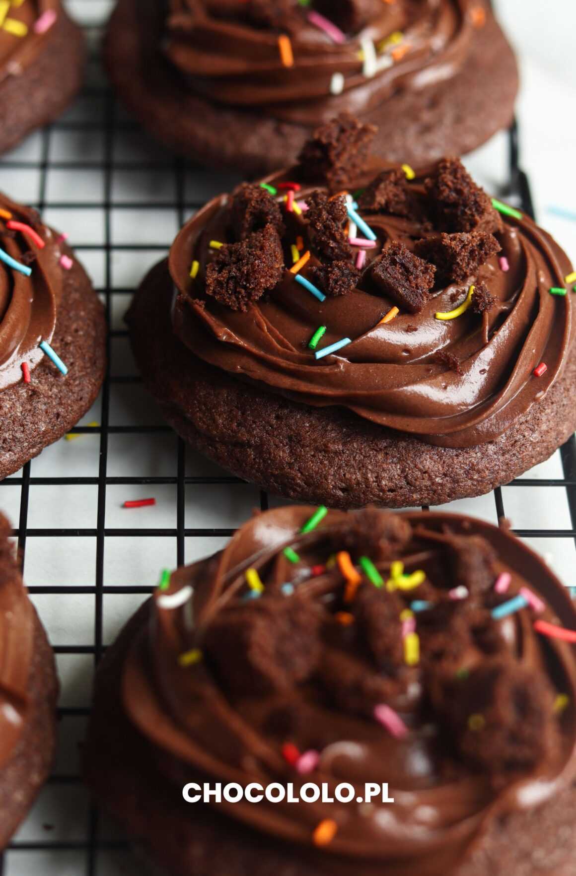 ciastka mega czekoladowe jak z crumbl cookies