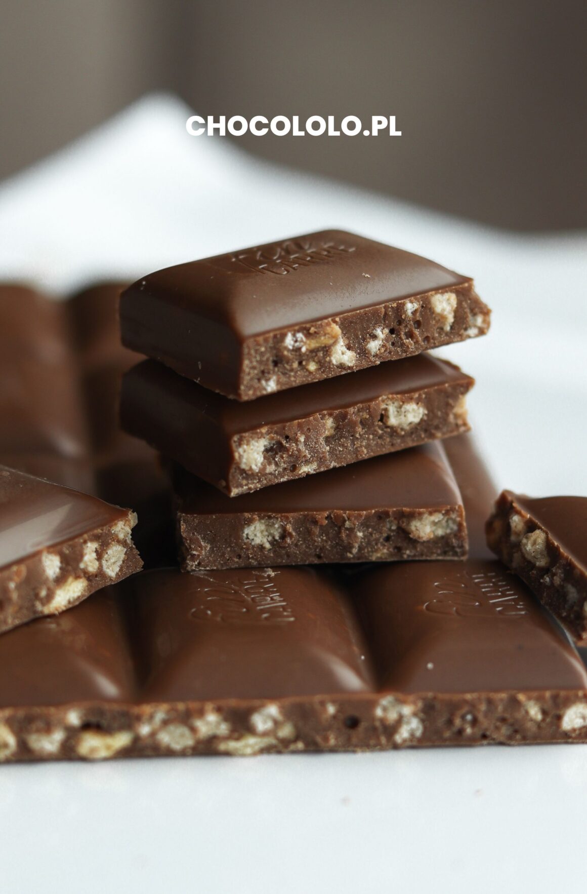 kostki czekolady mlecznej Fin Carre edycja świąteczna