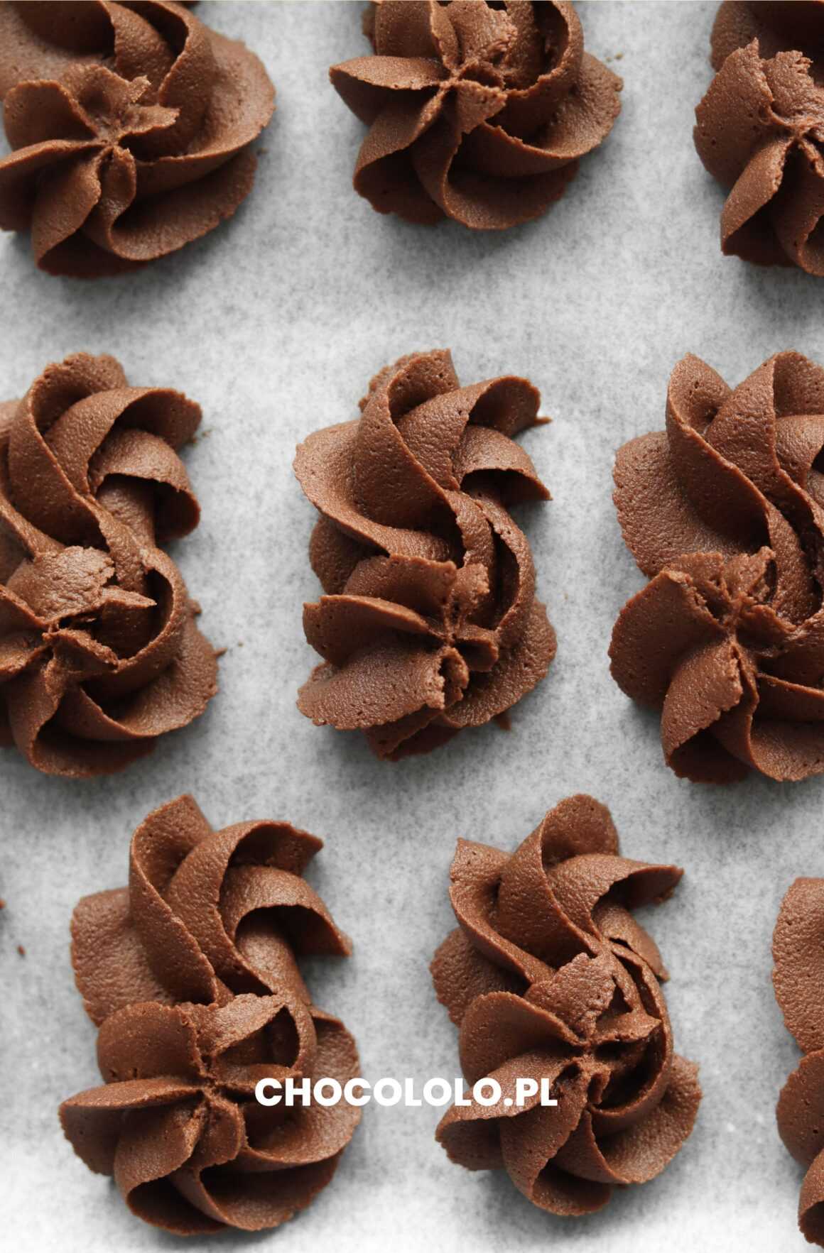 przepis na kruche ciasteczka kawowe z czekoladą