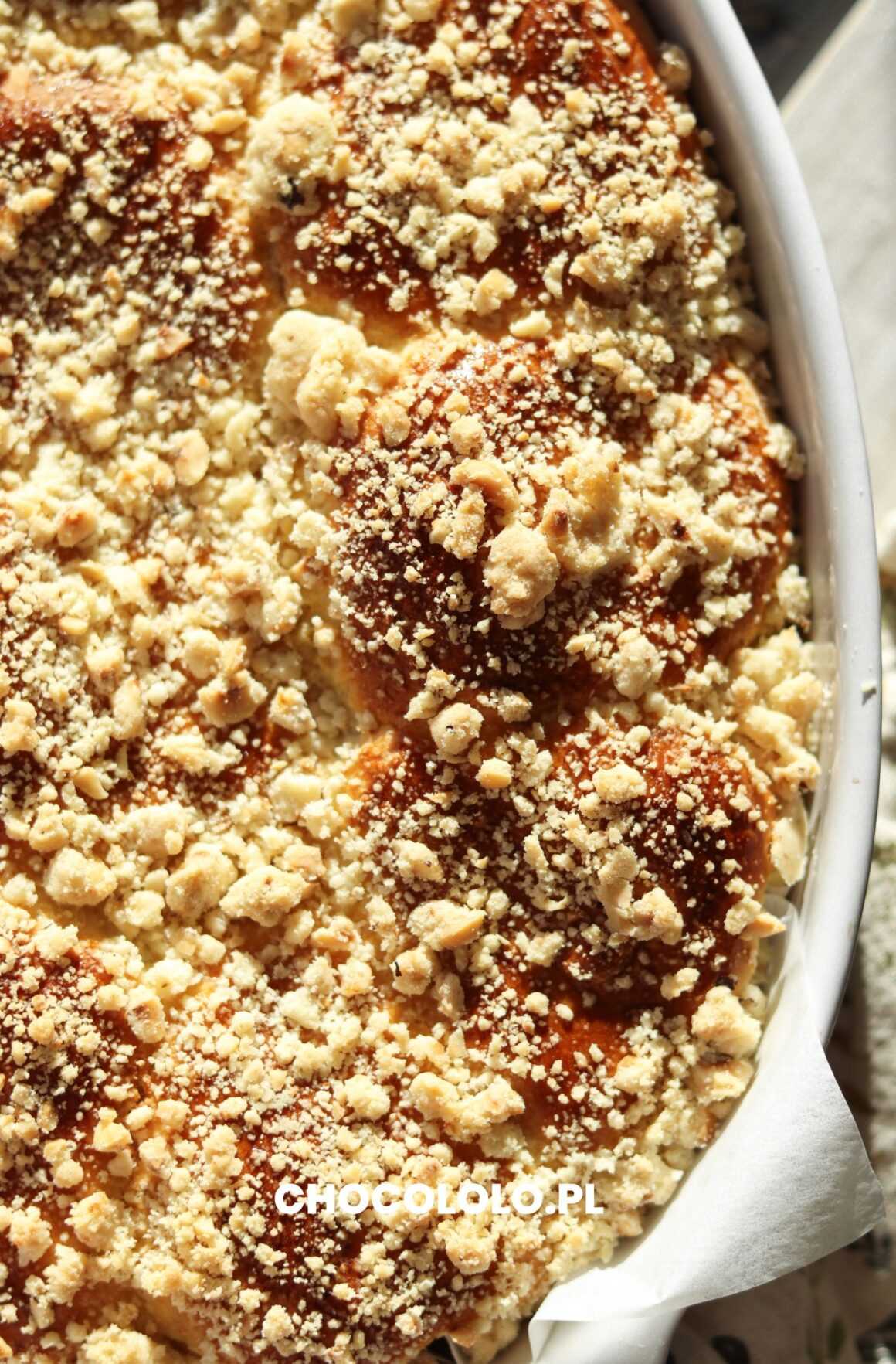 drożdżowe bułeczki nadziewane nutellą